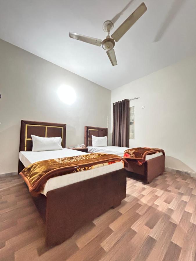 Eden Plus Executive Hotel Lahore Exterior photo