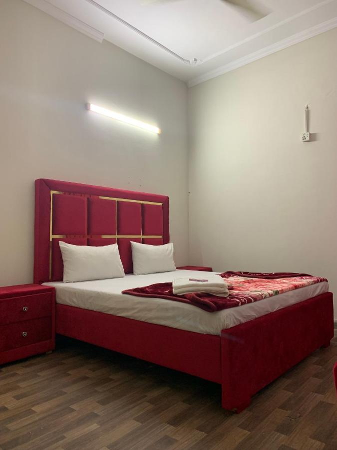Eden Plus Executive Hotel Lahore Exterior photo